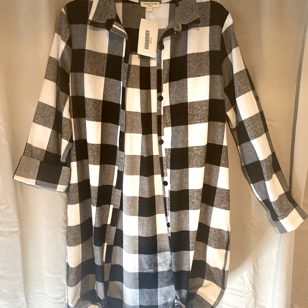 Small Sweet Lovely by Jen black & white buffalo plaid.